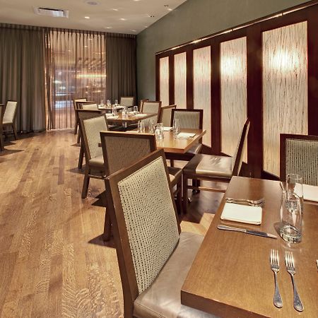 Crowne Plaza Hotel Glen Ellyn/Lombard By Ihg Ресторан фото
