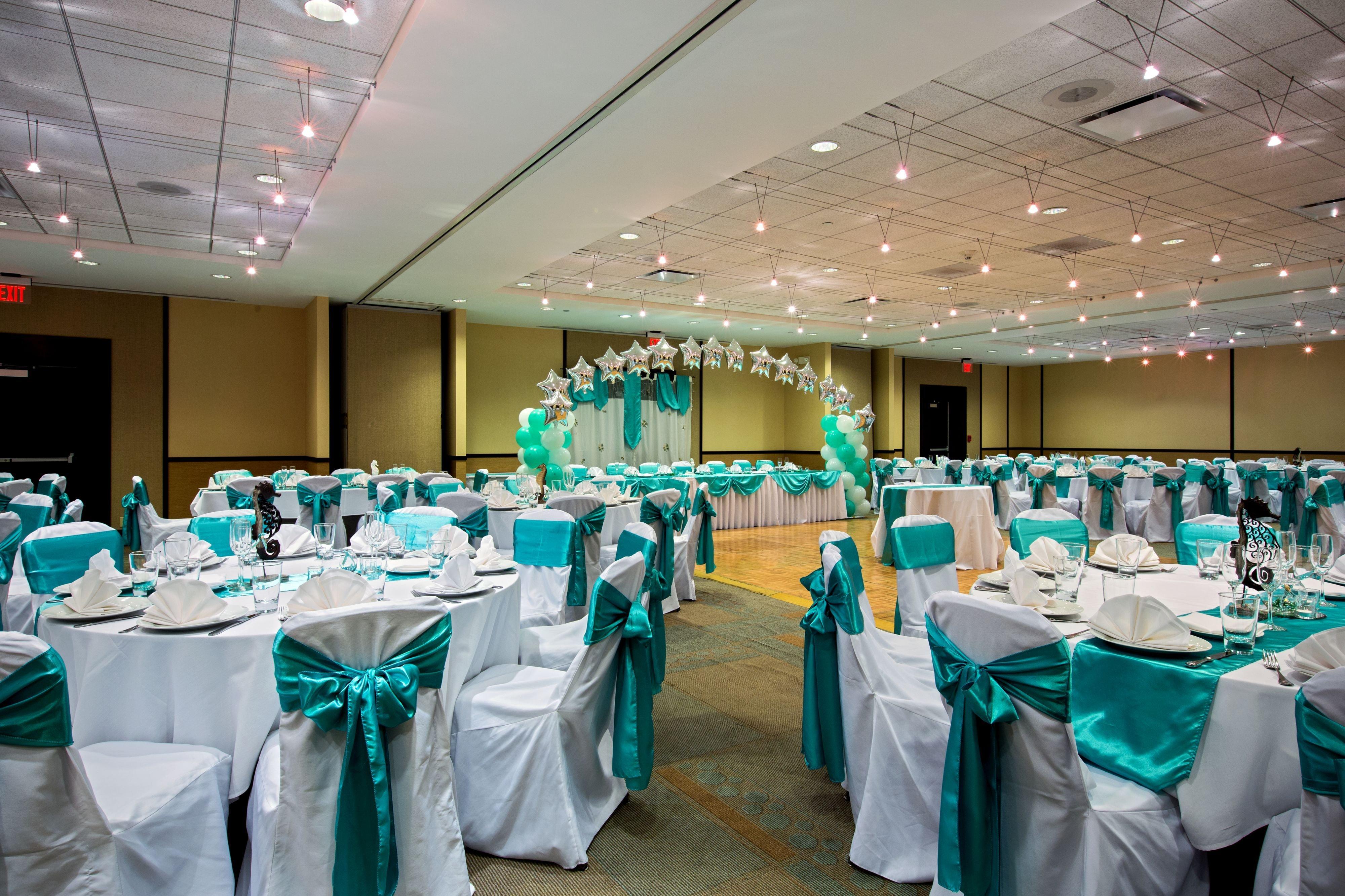 Crowne Plaza Hotel Glen Ellyn/Lombard By Ihg Экстерьер фото