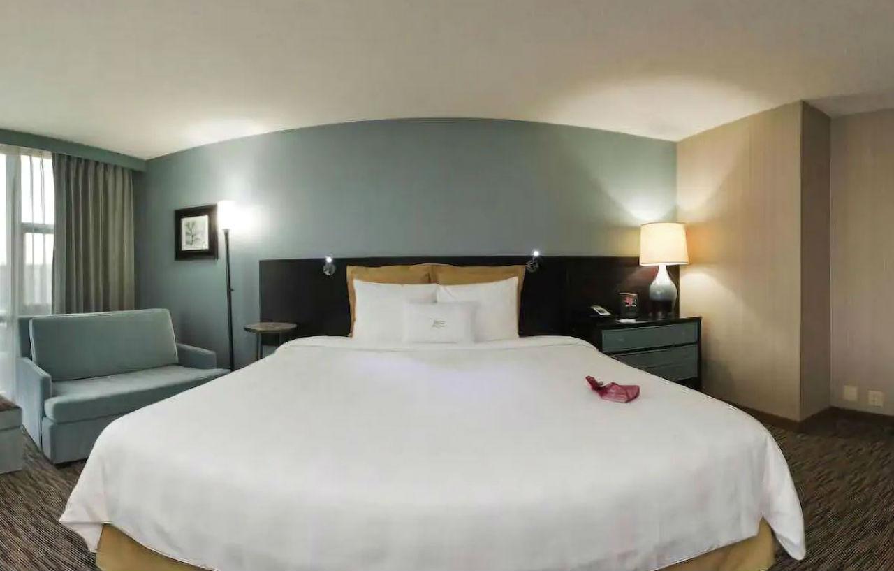 Crowne Plaza Hotel Glen Ellyn/Lombard By Ihg Экстерьер фото